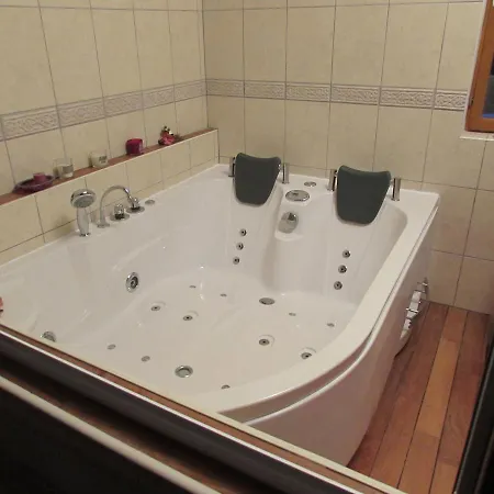 Couette-café Luxury Next To Eiffel Tower In The Center Of - Paris