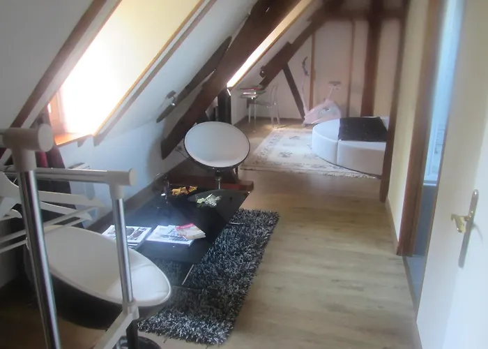 Luxury Next To Eiffel Tower In The Center Of - Couette-café